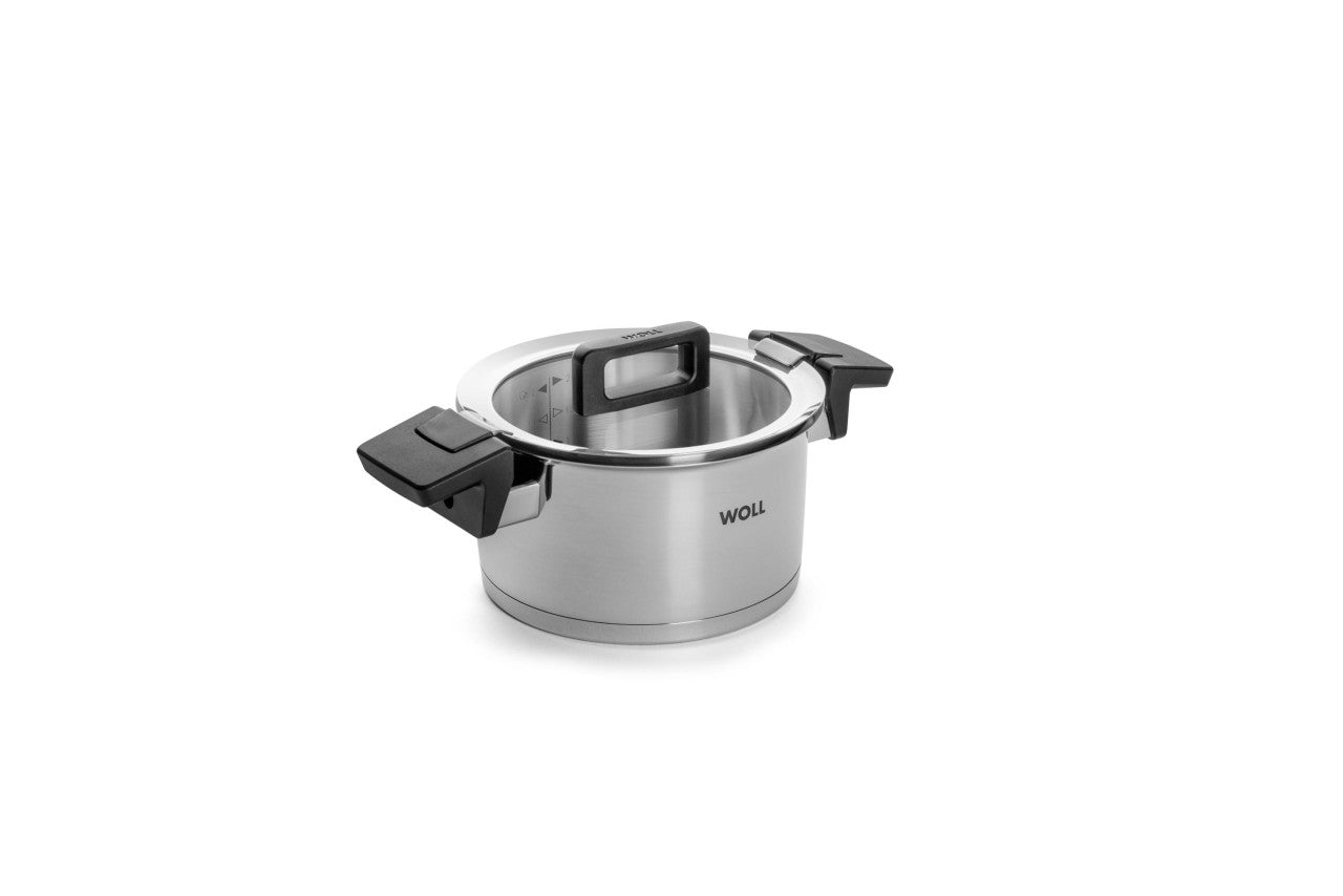 CONCEPT NERŪSĒJOŠĀ TĒRAUDA KATLS AR VĀKU UN ROKTURI, 18CM, 2.2L, INDUKCIJAI