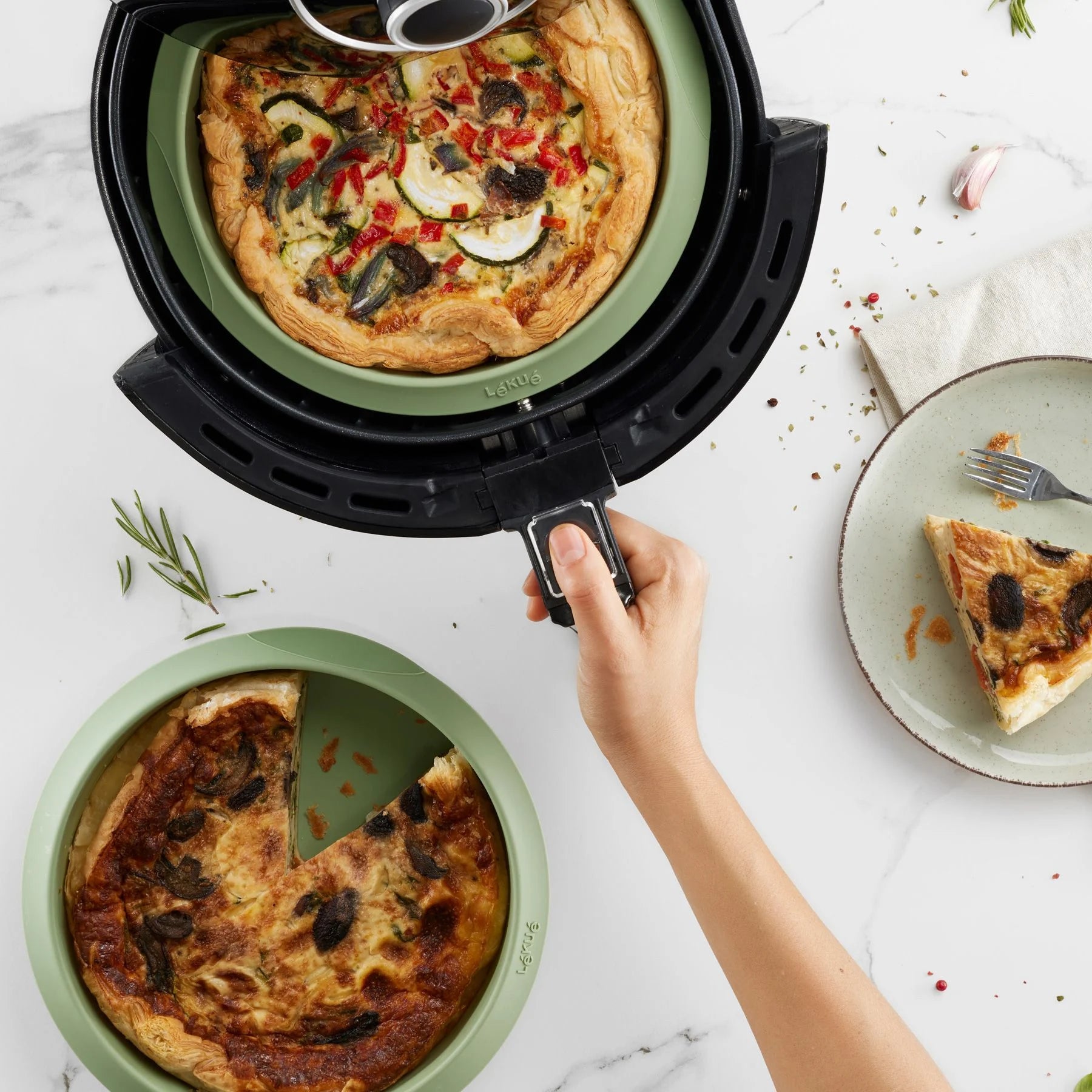 AIR FRYER FORMA APAĻA 20 CM, SILIKONS