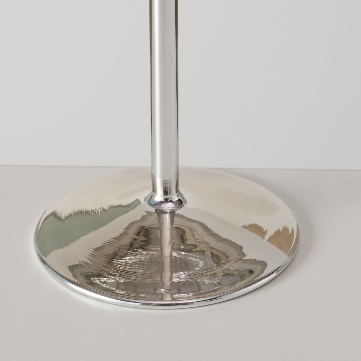LEGANCE SVEČTURIS H20.5CM UZ KĀJAS, LAKOTS STIKLS (2050444)
