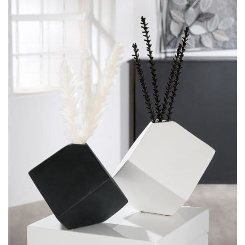 CUBE VĀZE H19.5CM, MELNA, KERAMIKA
