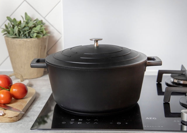 MASTERCLASS KATLS AR VĀKU 5L, 28CM MELNS, LIETAIS ALUMĪNIJS