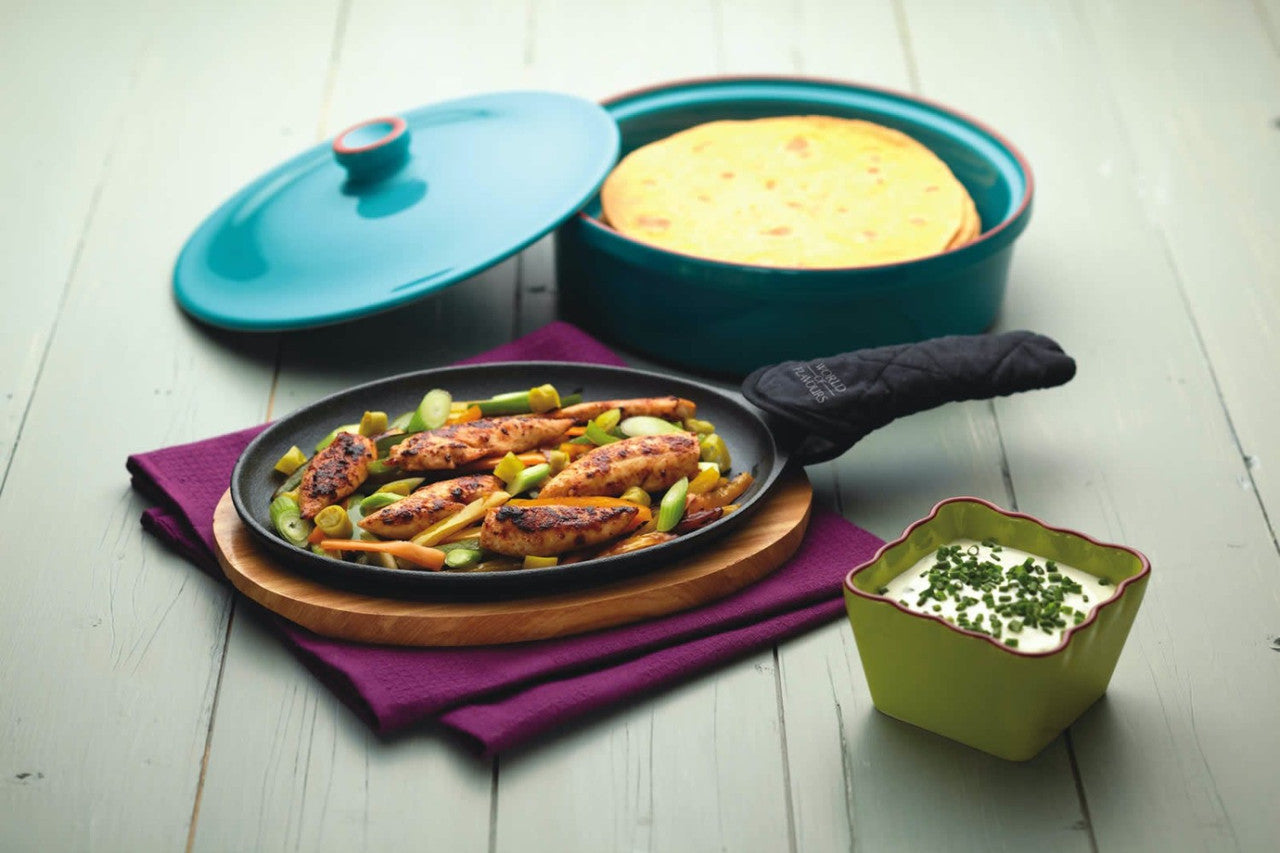 WORLD OF FLAVOURS FAJITA SIZZLER KOMPL. PANNA AR PALIKTNI, 18.9X41X5CM, MELNA/BRŪNA, ČUGUNS/KOKS