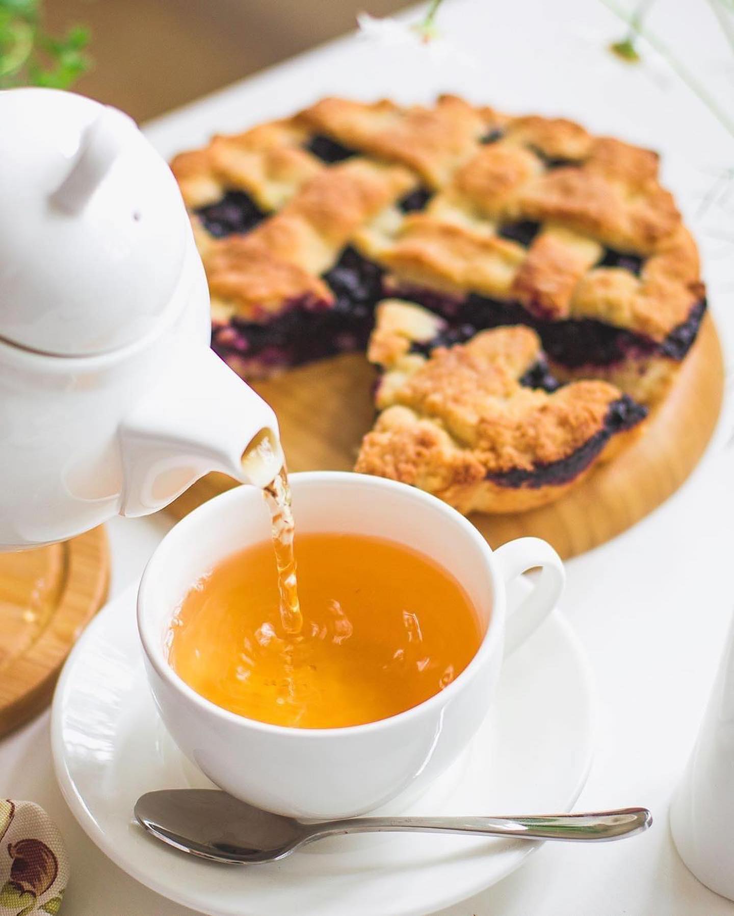 OLIVIA KOMPL. TASE 250ML, AR APAKŠTASI, 6GAB, PORCELĀNS