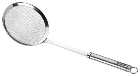 PRESIDENT PUTU KAROTE AR SIETIŅU