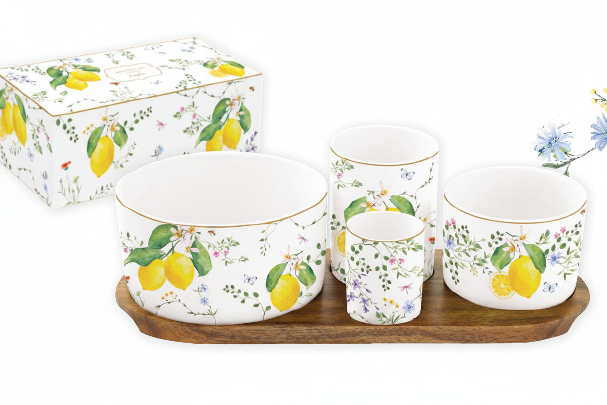 FLEURS ET CITRONS KOMPL. BĻODIŅAS 12/8/6.5/4.5CM, PALIKTNIS 29x13CM, PORCELĀNS/AKĀCIJAS KOKS