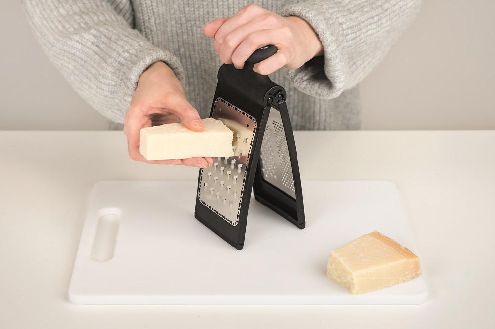 MASTERCLASS SMART SPACE FOLDING GRATER, Masterclass