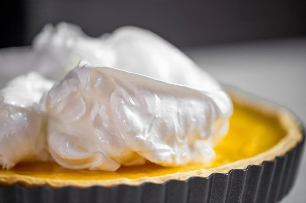 MASTERCLASS NON-STICK FLUTED LOOSE BASE QUICHE TIN ROUND 20CM, Masterclass